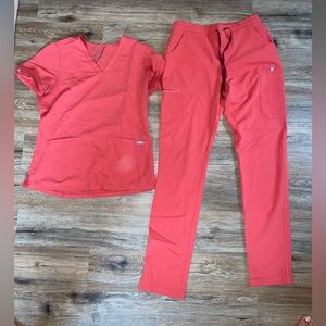 Women’s Coral Figs Set